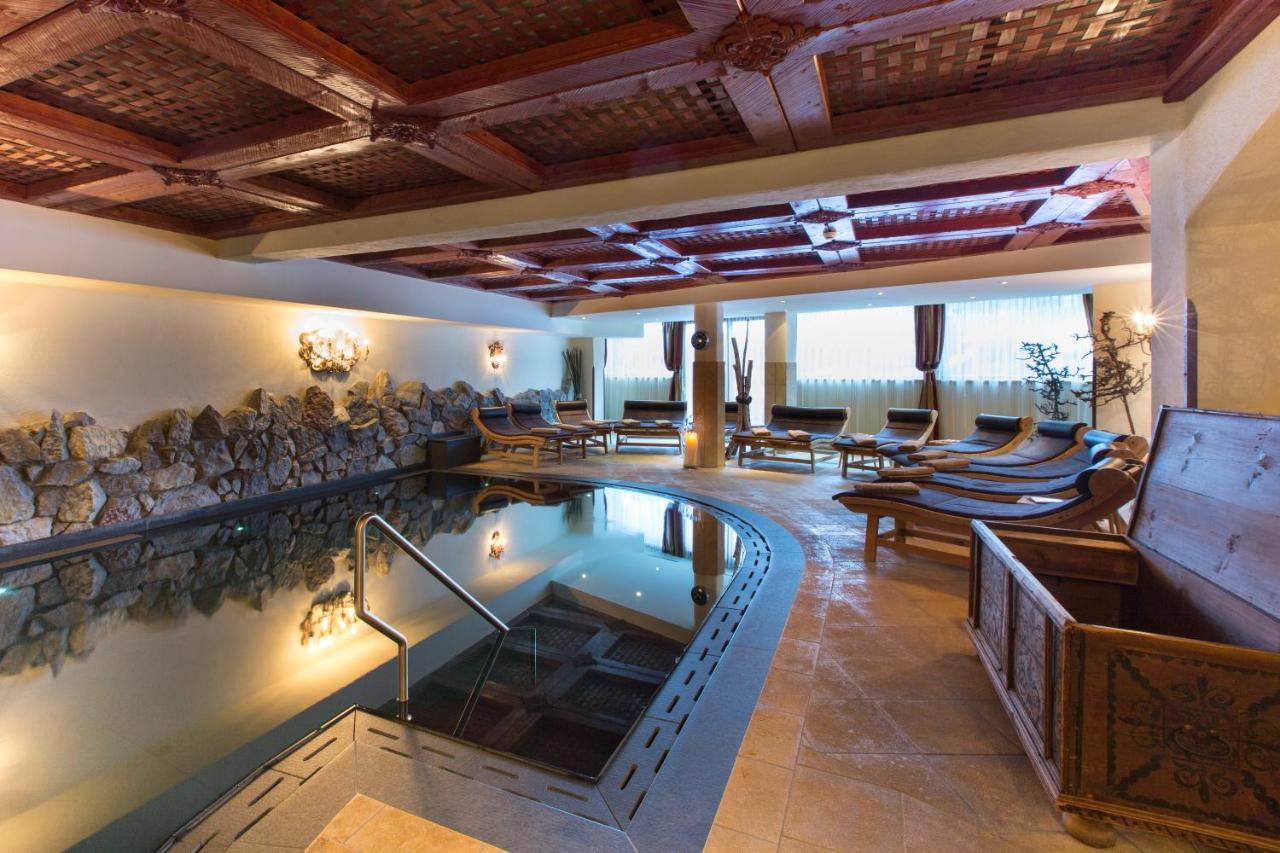 Raffl'S St. Antoner Hof Otel Sankt Anton am Arlberg Dış mekan fotoğraf