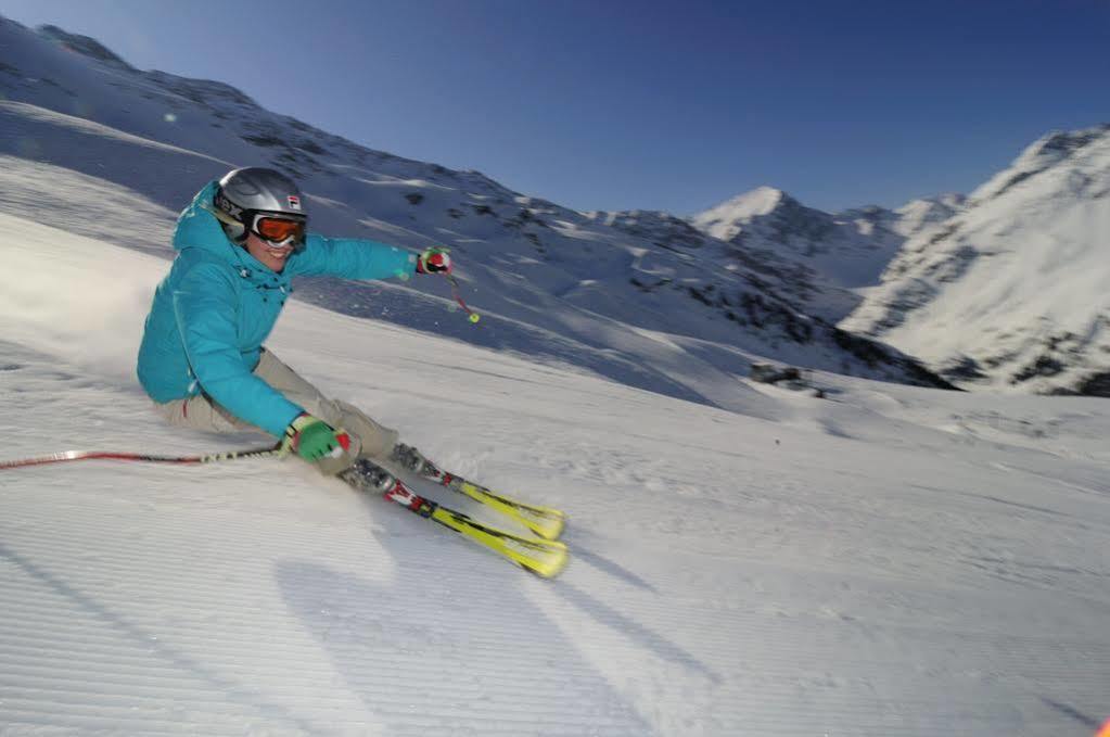 Raffl'S St. Antoner Hof Otel Sankt Anton am Arlberg Dış mekan fotoğraf